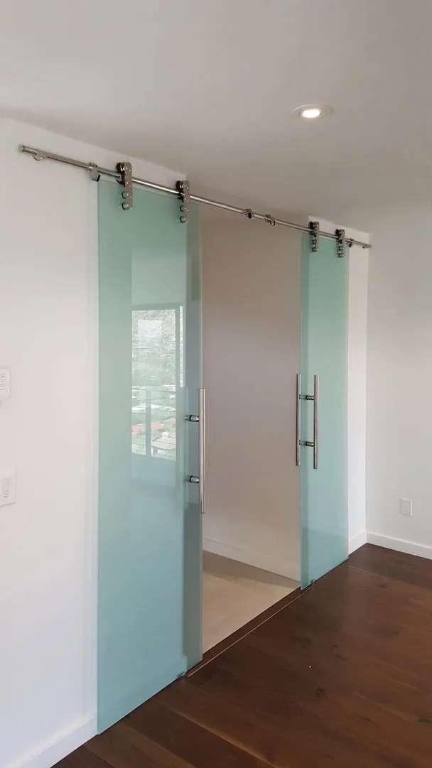 RUBY SLIDER – Aluminum Door